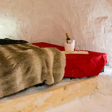 Blacksheep Village Igloo La Plagne